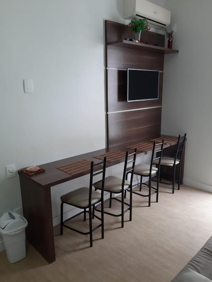 Apartamento Ilha Dos Patos Ingleses Na Beira Do Mar ฟลอเรียนอโปลิส ภายนอก รูปภาพ