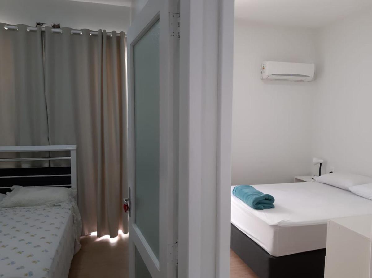 Apartamento Ilha Dos Patos Ingleses Na Beira Do Mar ฟลอเรียนอโปลิส ภายนอก รูปภาพ